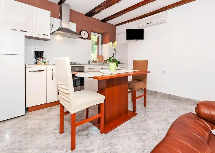 Pino Apartment