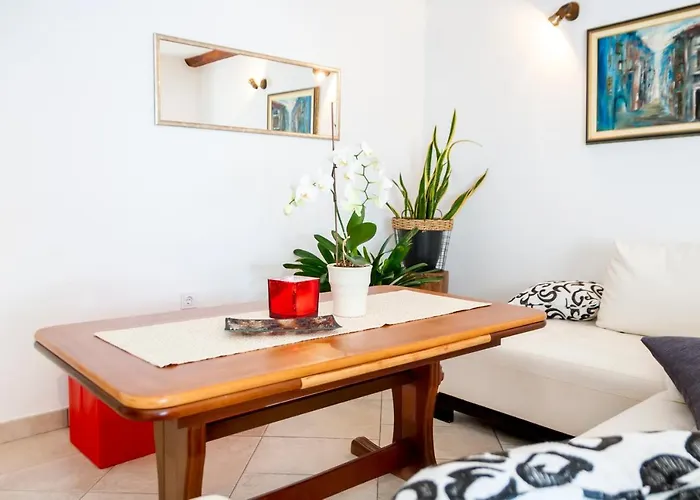 Pino Apartment *