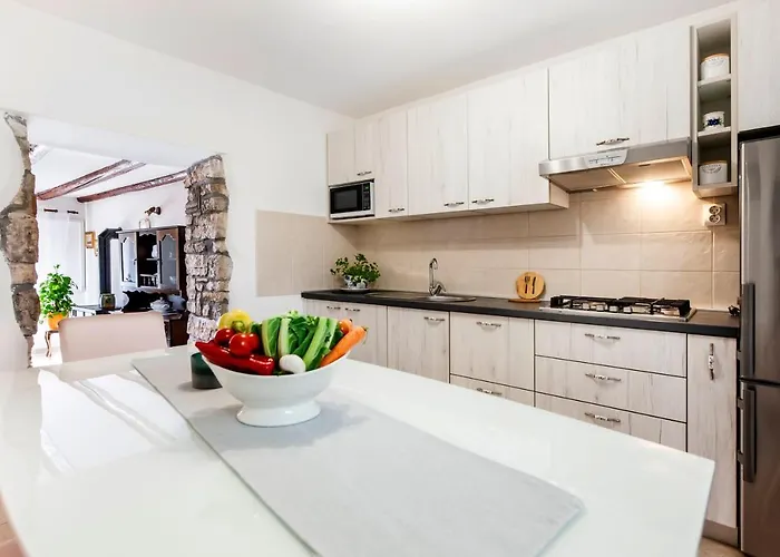 Apartment Pino *