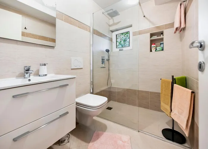 Apartment Pino *